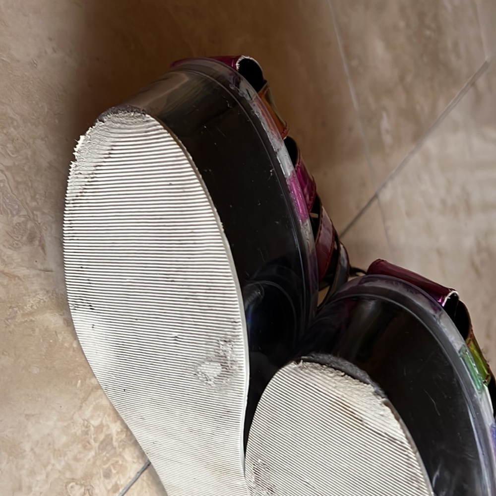 YRU Qloud Chariot Rainbow Platform Sandals - Picture 12 of 13